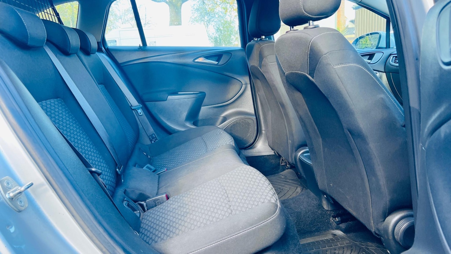 Used Vauxhall Astra 2017 for sale - 78171892: Photo 21