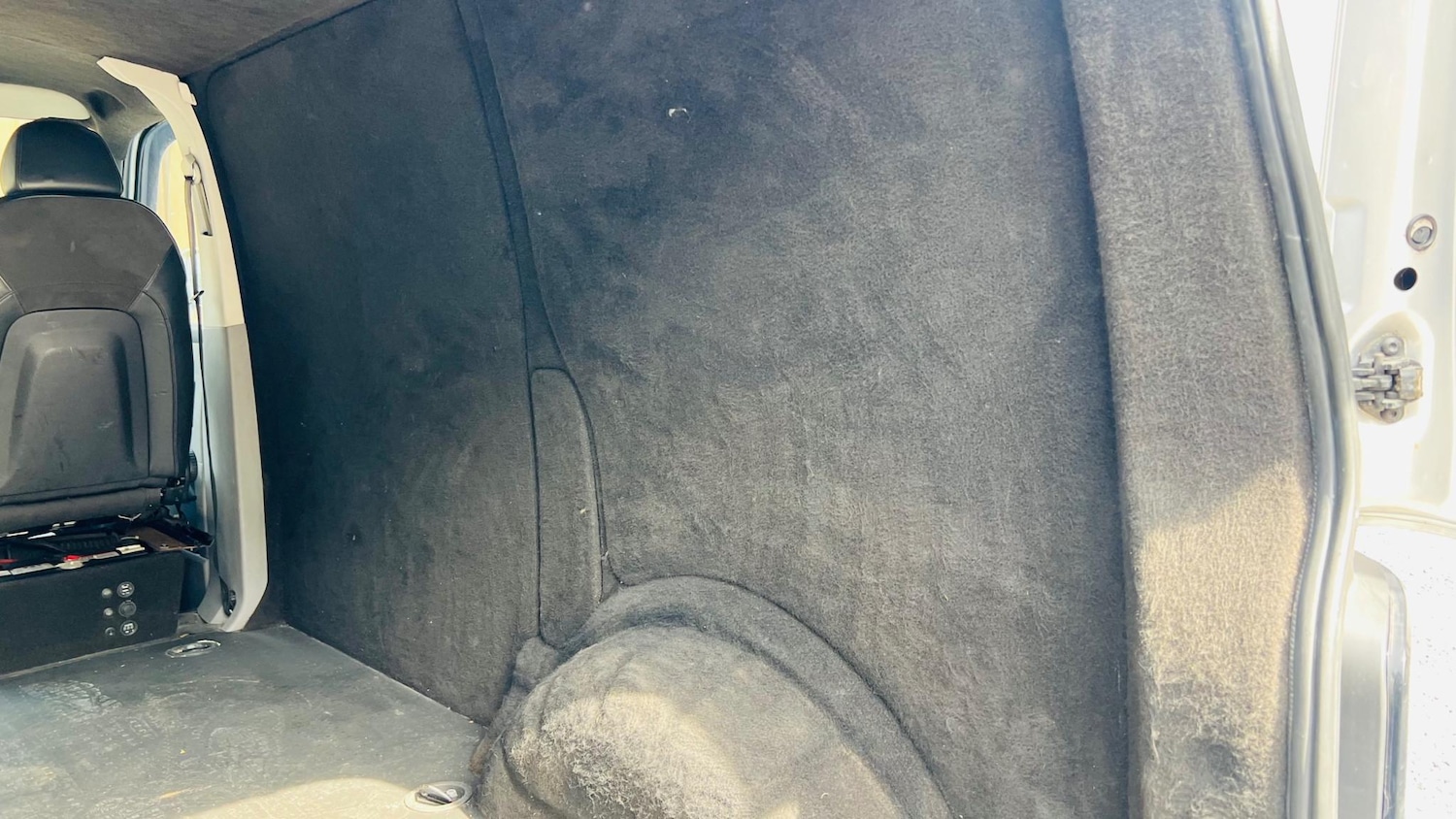 Used Volkswagen Transporter 2008 for sale - 77149572: Photo 46