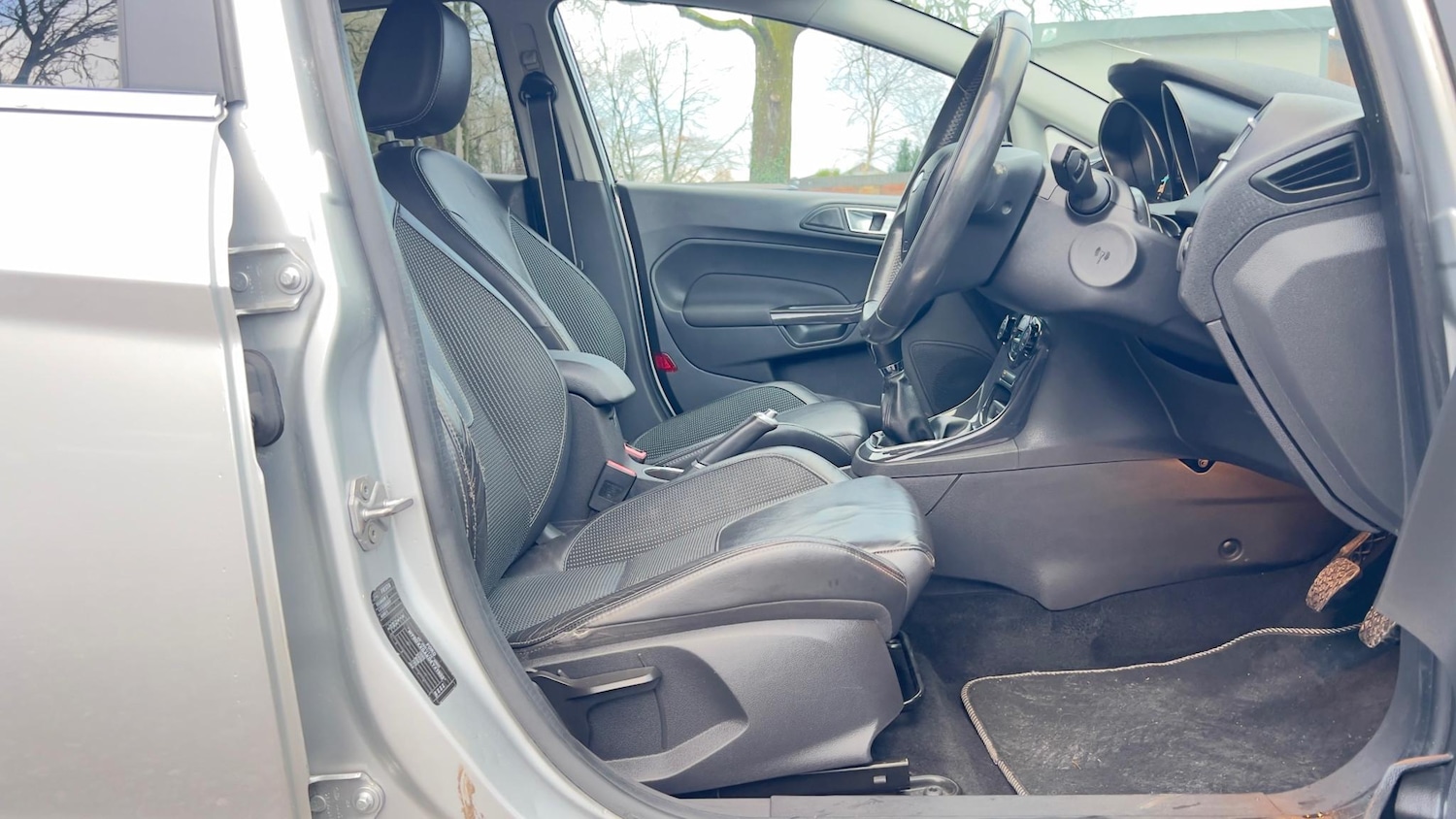 Used Ford Fiesta 2014 for sale - 77275622: Photo 43