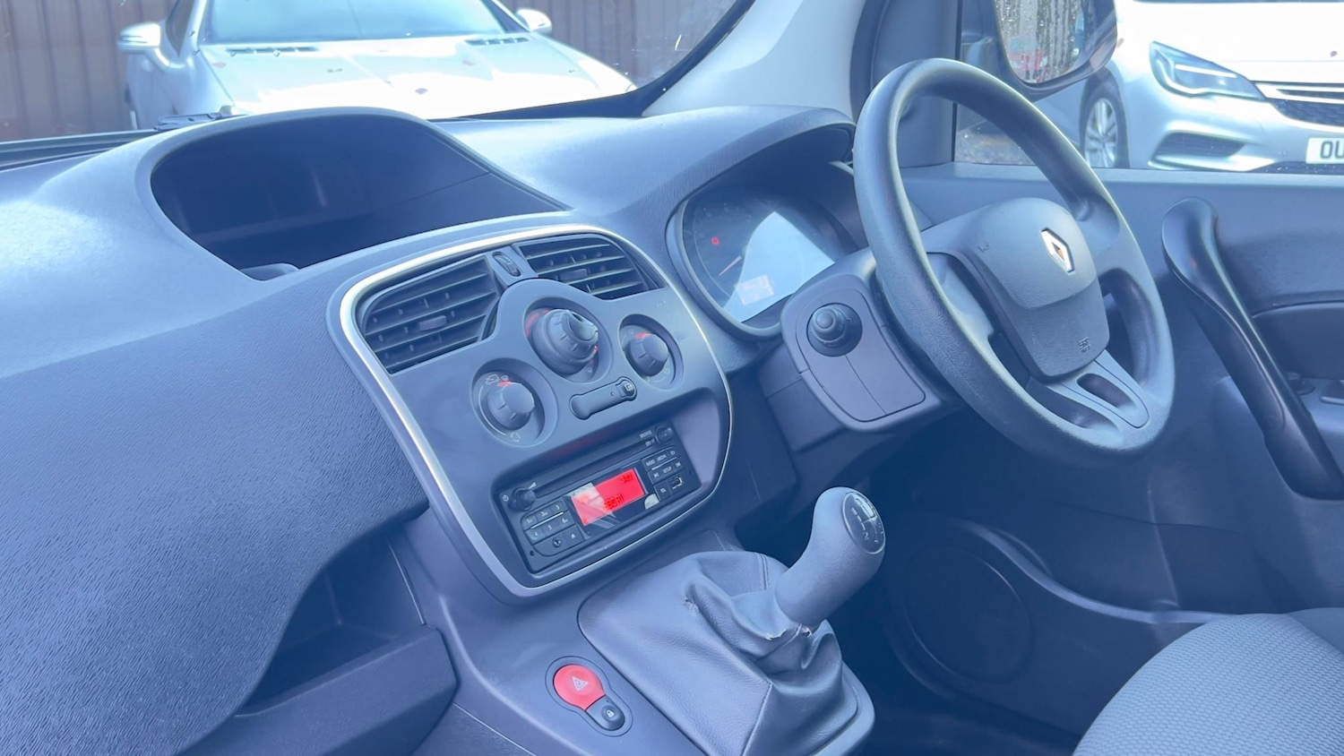 Used Renault Kangoo 2018 for sale - 77149571: Photo 23