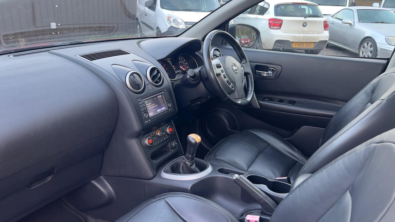 Used Nissan Qashqai 2011 for sale - 77149567: Photo 22