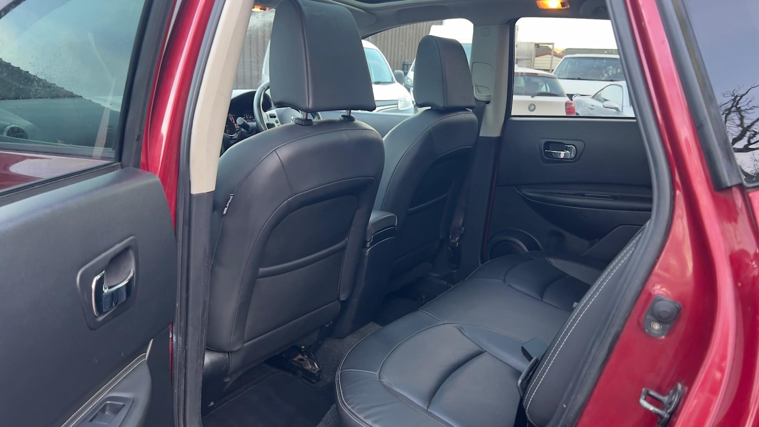 Used Nissan Qashqai 2011 for sale - 77149567: Photo 24