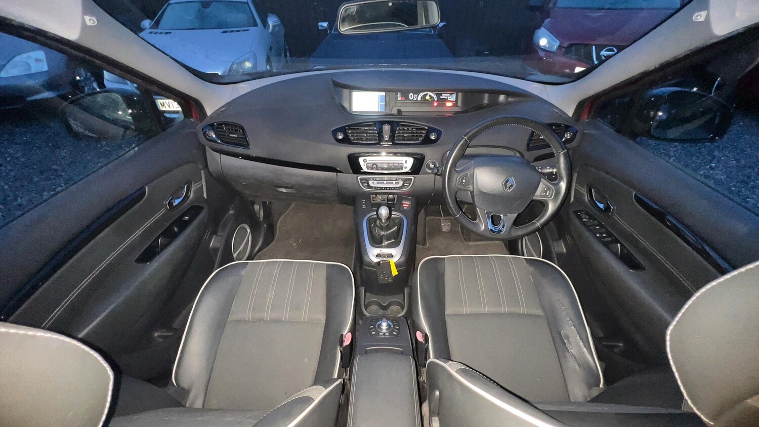 Used Renault Grand Scenic 2013 for sale - 77582393: Photo 29