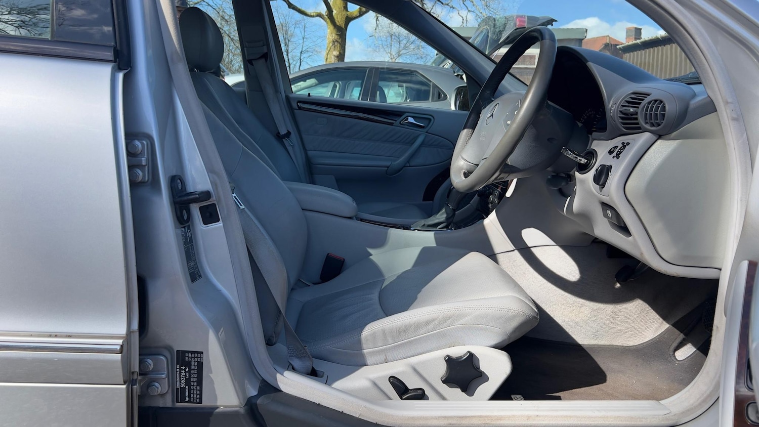 Used Mercedes-Benz C Class 2002 for sale - 78205922: Photo 30