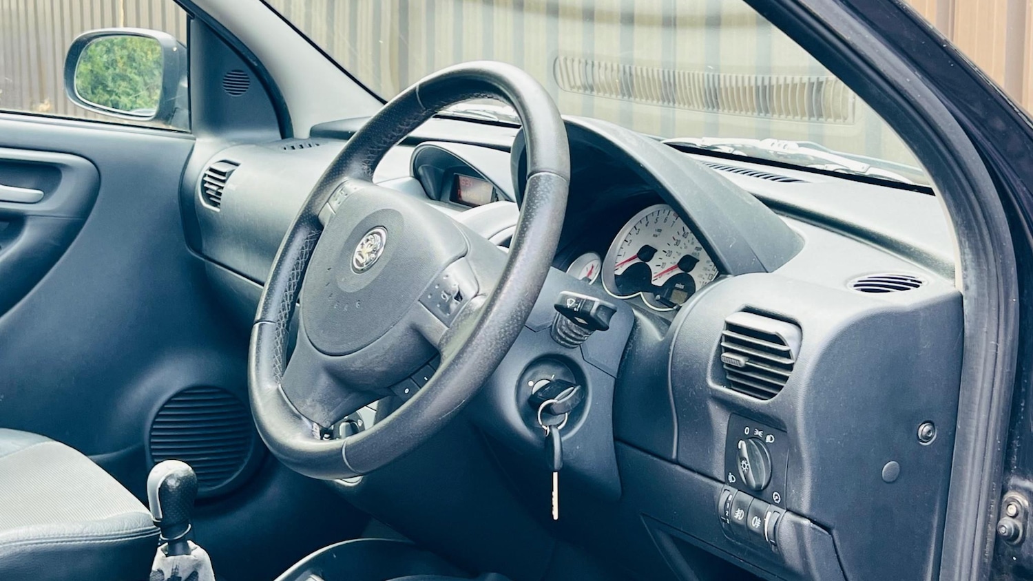 Used Vauxhall Corsa 2006 for sale - 77204850: Photo 11