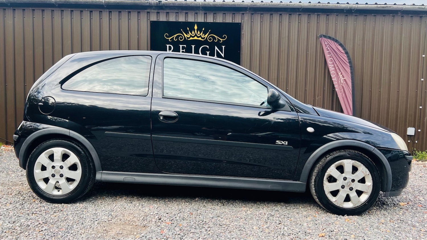 Used Vauxhall Corsa 2006 for sale - 77204850: Photo 5