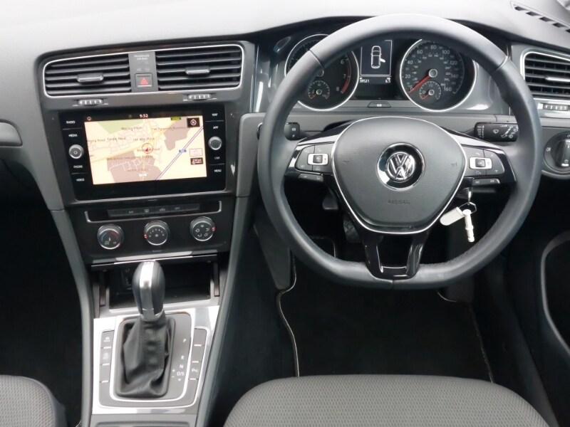 Used Volkswagen Golf 2017 for sale - 77419373: Photo 7