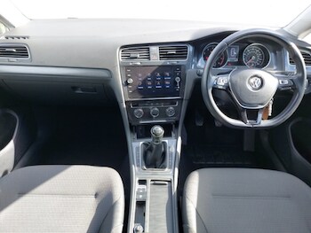 Used Volkswagen Golf 2018 for sale - 78455821: Photo
