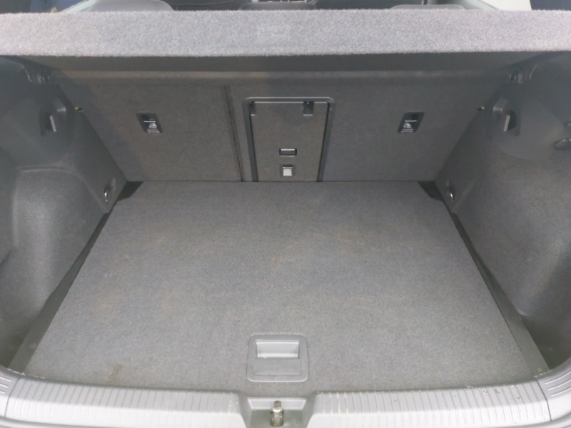 Used Volkswagen Golf 2024 for sale - 77008620: Photo 8