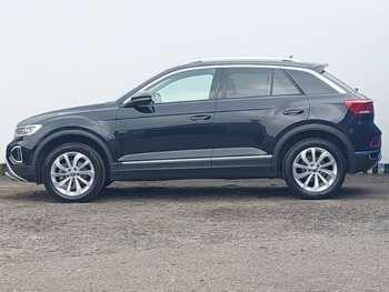 Used Volkswagen T-Roc 2024 for sale - 74944229: Photo
