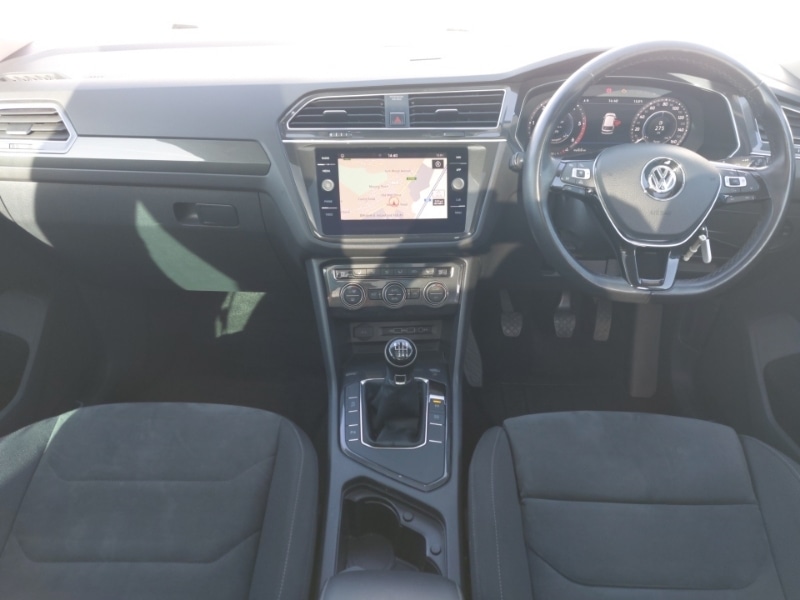 Used Volkswagen Tiguan 2018 for sale - 77948152: Photo 2