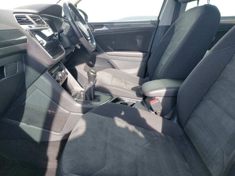 Used Volkswagen Tiguan 2018 for sale - 77948152: Photo 5