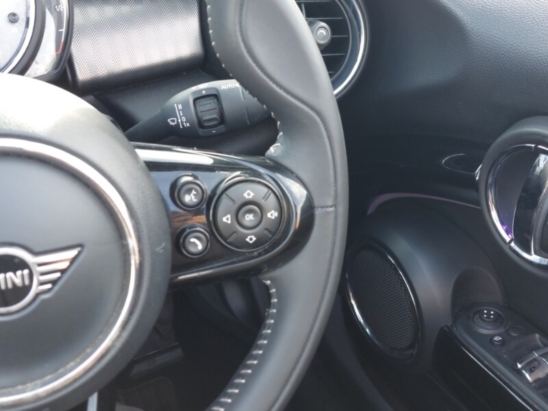 Used MINI Convertible 2018 for sale - 78155949: Photo 19