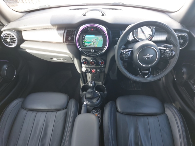 Used MINI Convertible 2018 for sale - 78155949: Photo 2