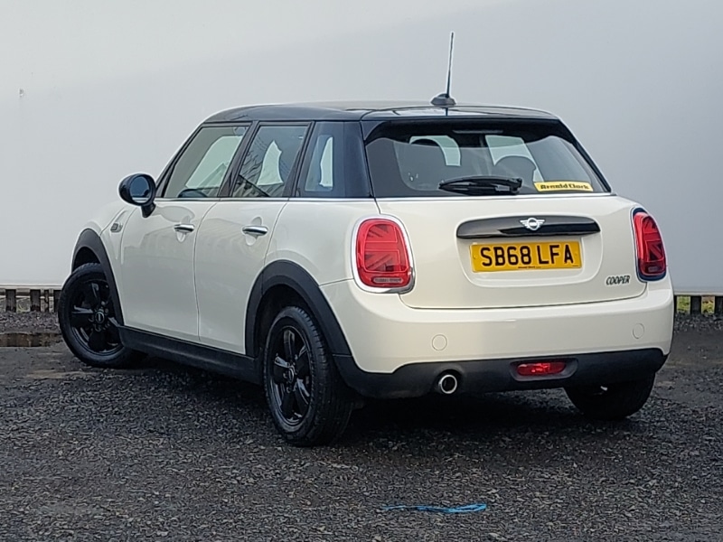 Used MINI Hatch 2018 for sale - 76983218: Photo 3