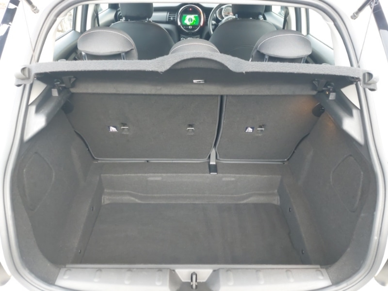 Used MINI Hatch 2018 for sale - 76983218: Photo 8