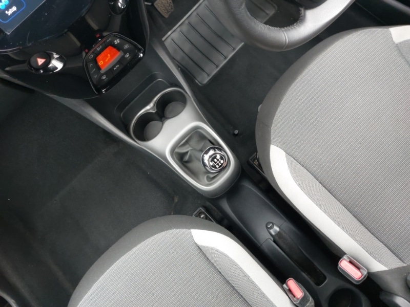 Used Toyota AYGO 2021 for sale - 77595994: Photo 11