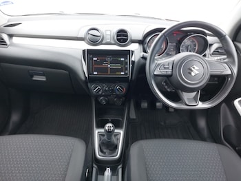 Used Suzuki Swift 2020 for sale - 78844632: Photo