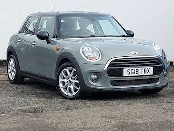 Used MINI Hatch 2018 for sale - 77816043: Photo