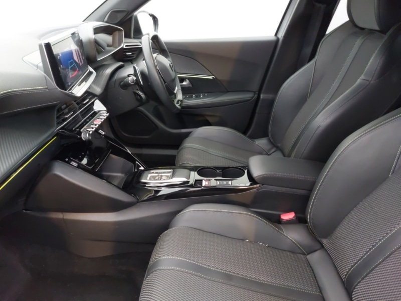 Used Peugeot 2008 2023 for sale - 76507174: Photo 5