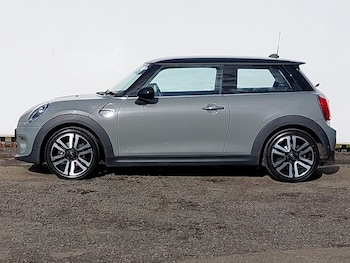 Used MINI Hatch 2018 for sale - 78511413: Photo