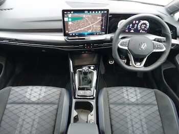 Used Volkswagen Golf 2024 for sale - 76451261: Photo