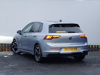 Used Volkswagen Golf 2024 for sale - 76451261: Photo