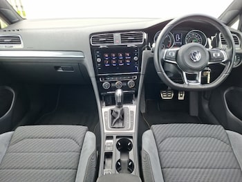 Used Volkswagen Golf 2019 for sale - 78783222: Photo
