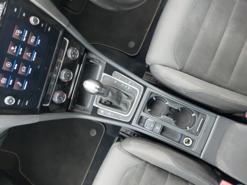 Used Volkswagen Golf 2019 for sale - 77652048: Photo 11