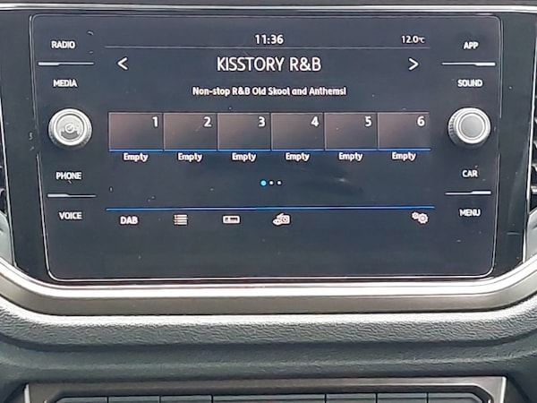 Used Volkswagen T-Roc 2019 for sale - 76166240: Photo 15
