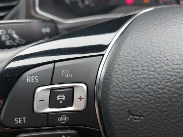 Used Volkswagen T-Roc 2019 for sale - 76166240: Photo 18