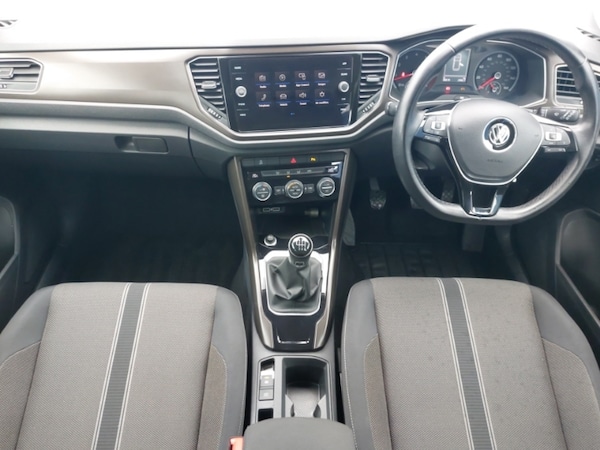 Used Volkswagen T-Roc 2019 for sale - 76166240: Photo 2