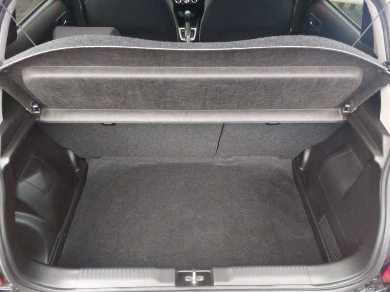 Used Suzuki Swift 2023 for sale - 77393000: Photo 8