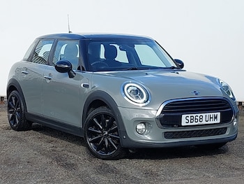 Used MINI Hatch 2018 for sale - 78129097: Photo