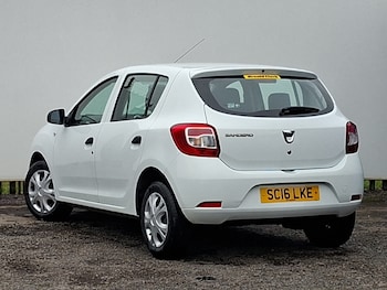 Used Dacia Sandero 2016 for sale - 78953051: Photo