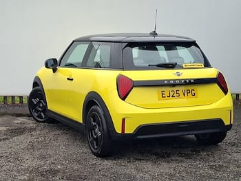 Used MINI Cooper 2025 for sale - 79691203: Photo