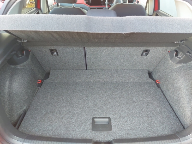 Used Volkswagen Polo 2019 for sale - 76967279: Photo 8