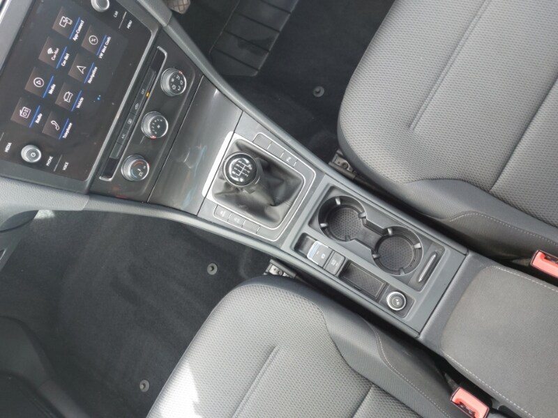 Used Volkswagen Golf 2017 for sale - 78183637: Photo 11