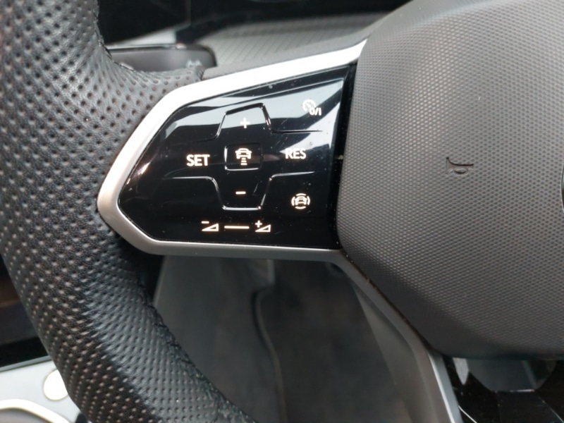 Used Volkswagen Golf 2023 for sale - 76183473: Photo 17