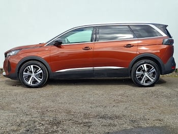 Used Peugeot 5008 2023 for sale - 79630993: Photo