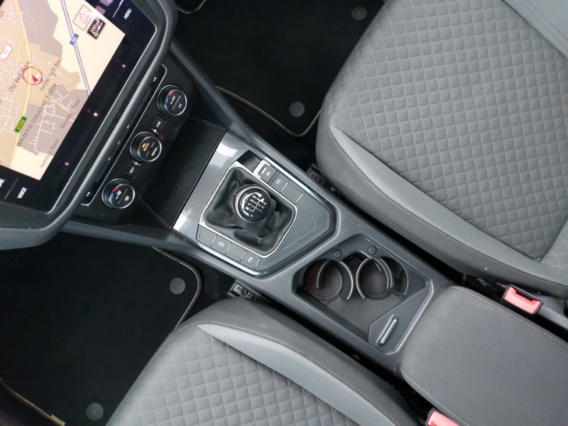 Used Volkswagen Tiguan 2018 for sale - 77816042: Photo 11