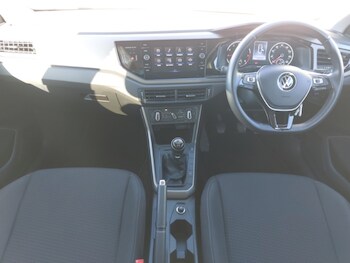 Used Volkswagen Polo 2021 for sale - 77722122: Photo