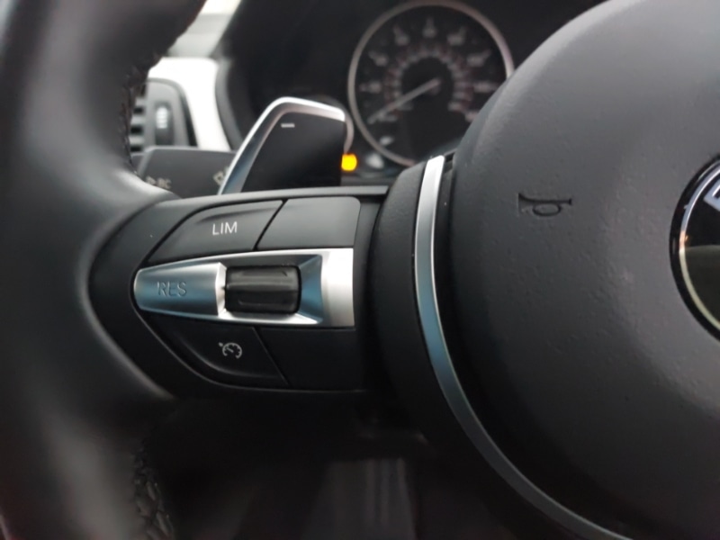 Used BMW 3 Series 2019 for sale - 76816200: Photo 18