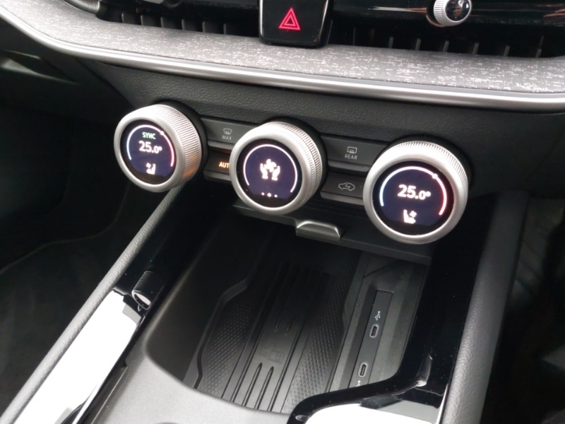 Used Skoda Superb 2024 for sale - 77090342: Photo 18