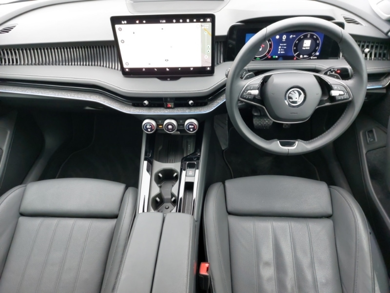 Used Skoda Superb 2024 for sale - 77090342: Photo 2