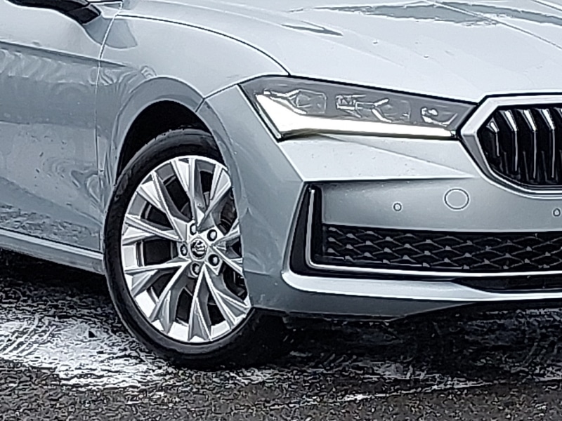 Used Skoda Superb 2024 for sale - 77090342: Photo 9