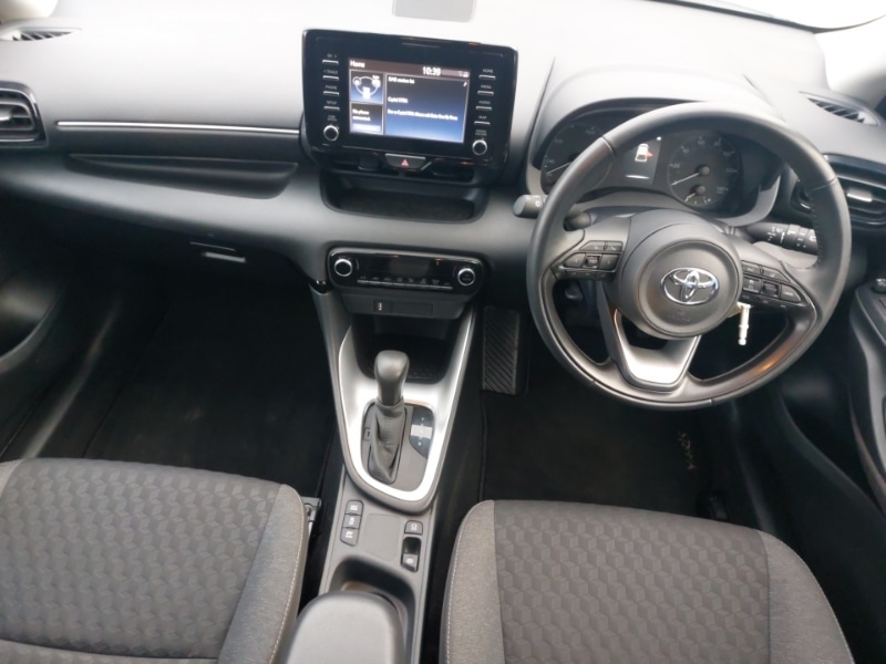 Used Toyota Yaris 2023 for sale - 76947426: Photo 2