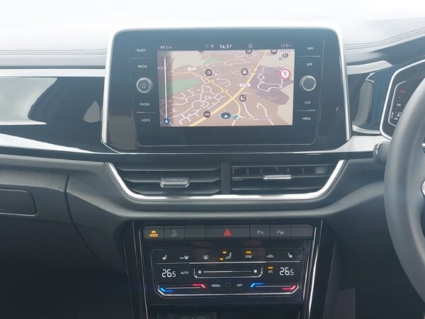 Used Volkswagen T-Roc 2024 for sale - 74873895: Photo 10