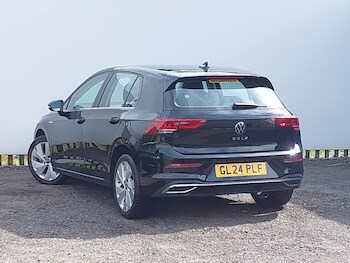 Used Volkswagen Golf 2024 for sale - 75192765: Photo