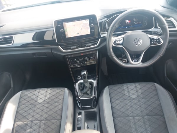 Used Volkswagen T-Roc 2022 for sale - 74940403: Photo 2